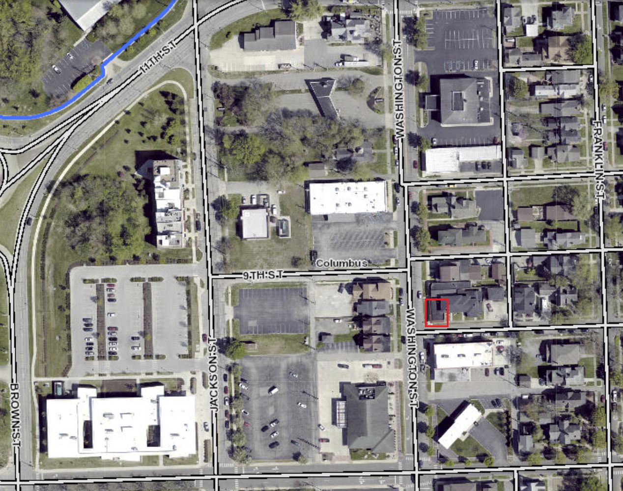 Washington Street Retail Space: 901 Washington St, Columbus, IN 47201
